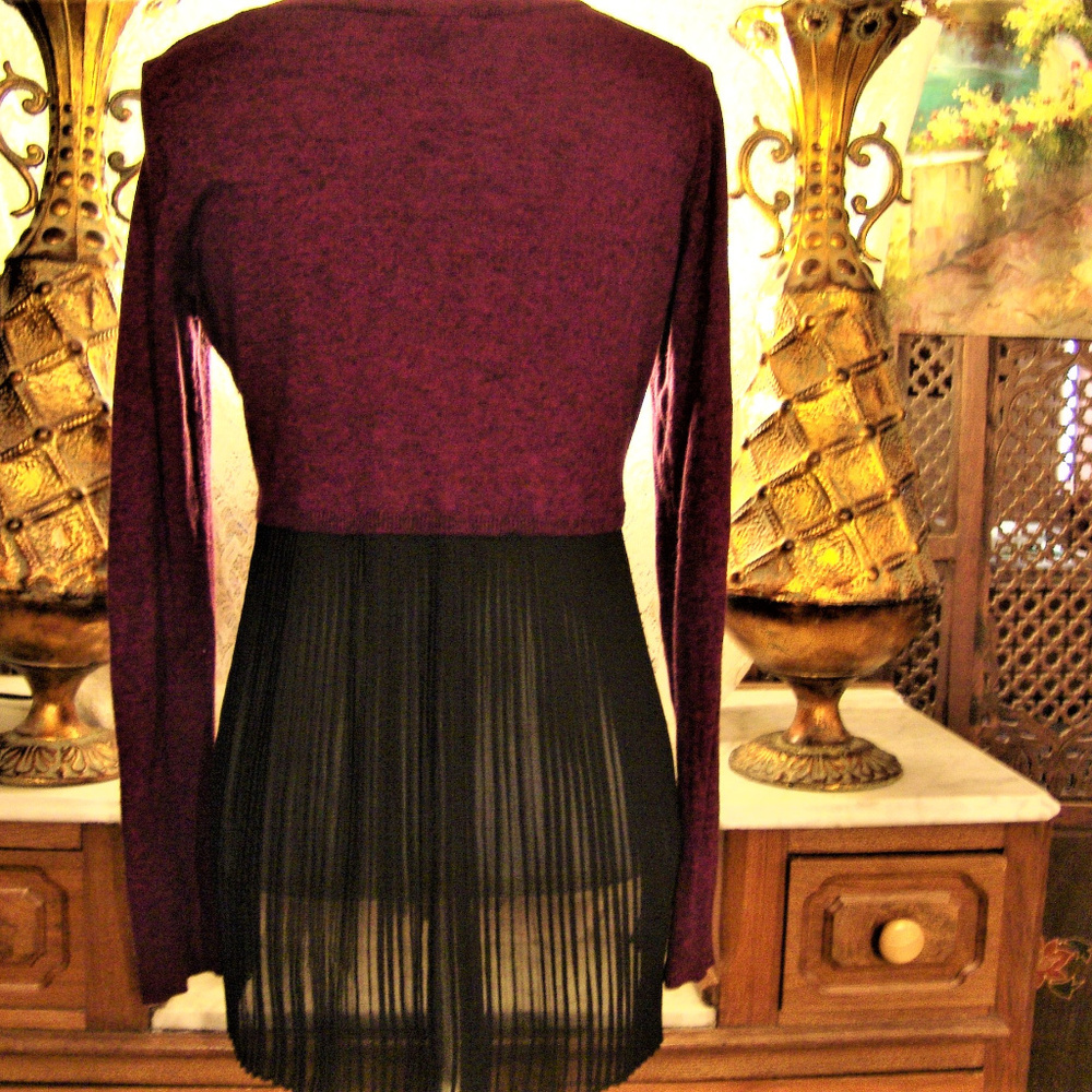 EXPRESS womens knit shirt chiffon purple black M
